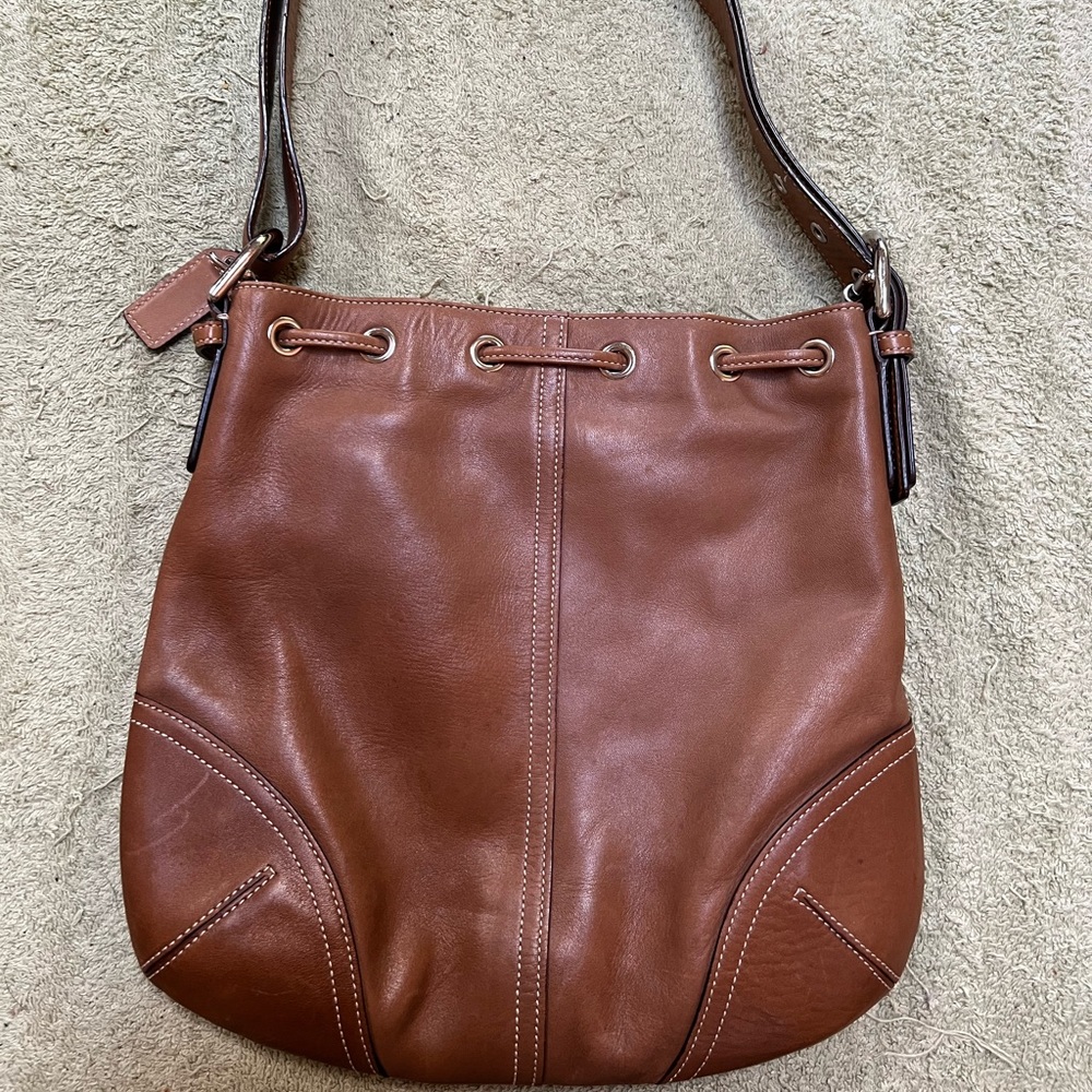 Coach Berkeley Drawstring Light Brown Bag - image 4